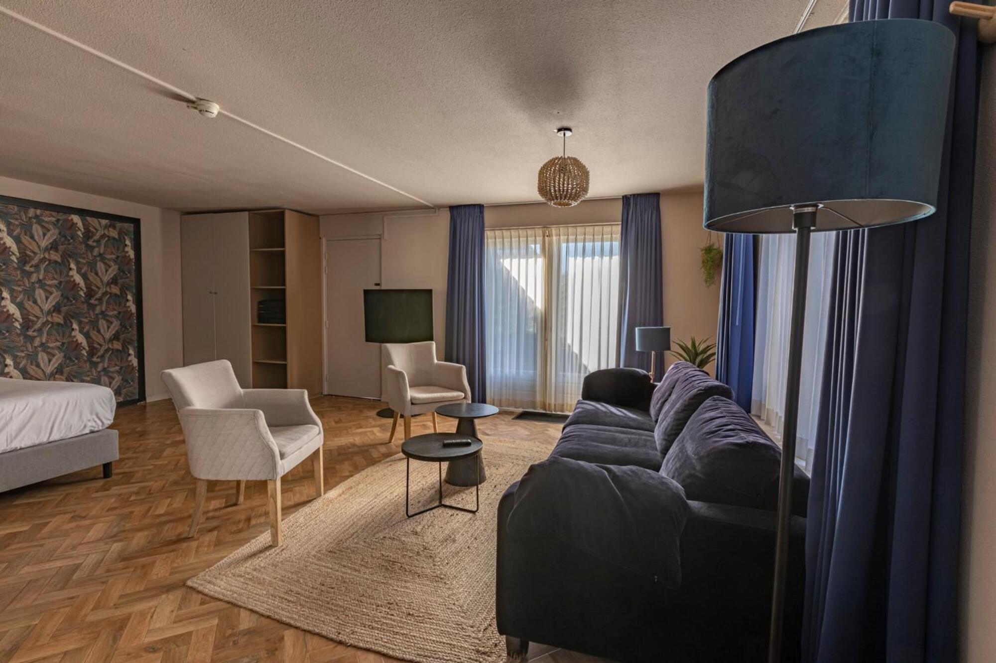 Strandhotel Camperduin Schoorl Ruang foto